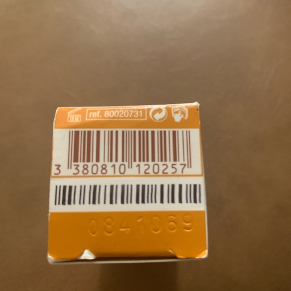 Clarins Radiance - Plus Golden Glow Booster New - Picture 4 of 4